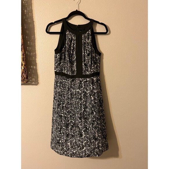 WHBM Sheath Dress 4 Black White Contrast Trim Church Sleeveless Career Washable - Picture 5 of 7